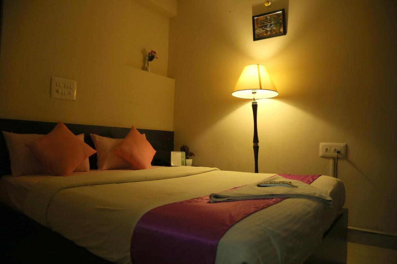 Orange Corner Bangalore Airport Hotel Ngoại thất bức ảnh
